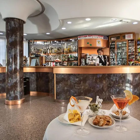 Ξενοδοχείο Kiris 3*