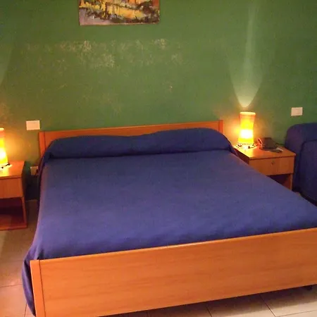 Ξενοδοχείο Kiris 3*