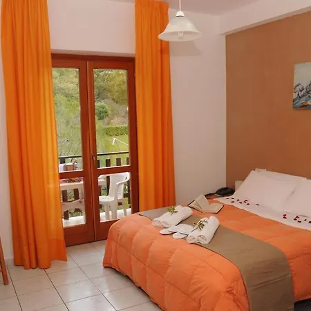Hotel Kiris